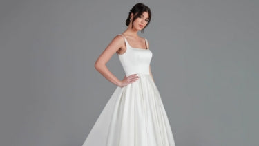 What to Know Before Buying a Sample Wedding Dress