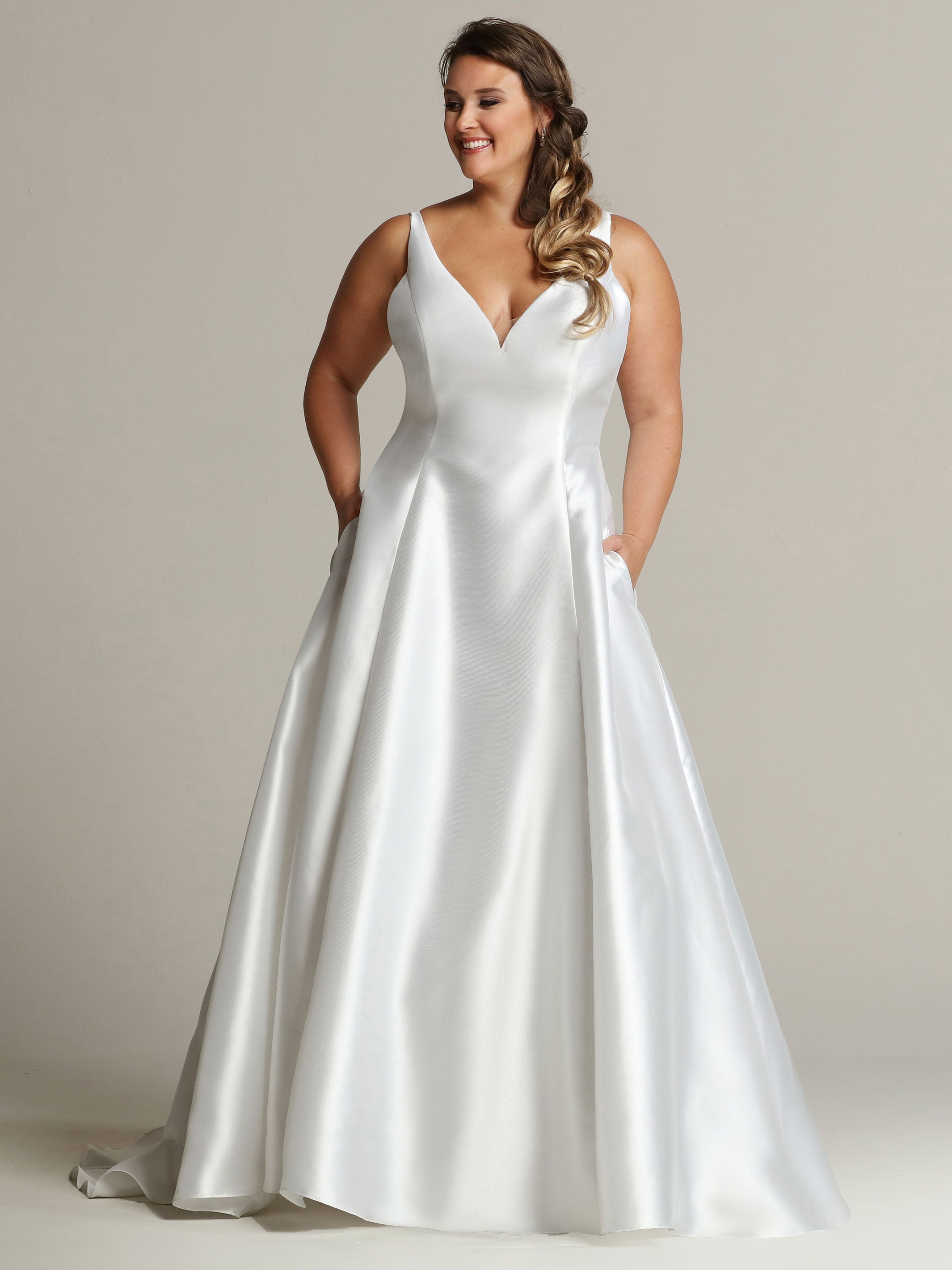 Maya Simple A-Line Wedding Dress - Avery Austin White / 10 Maya Simple A-Line Wedding Dress - Avery Austin White / 10