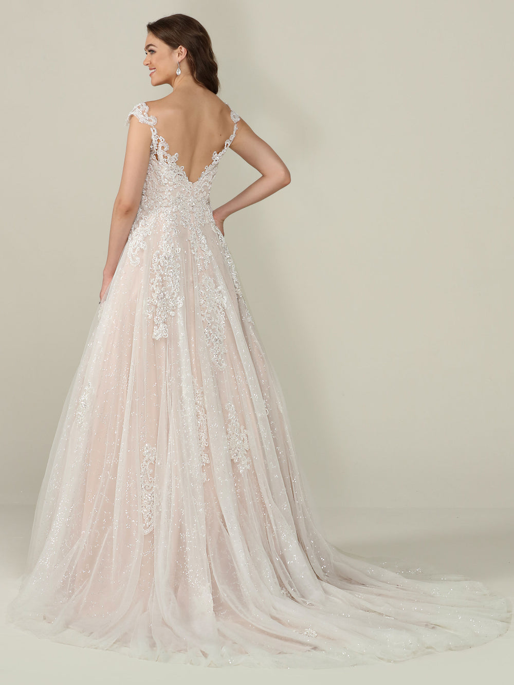 Low-Back and Backless Wedding Dresses - Avery Austin Low-Back and Backless Wedding Dresses - Avery Austin