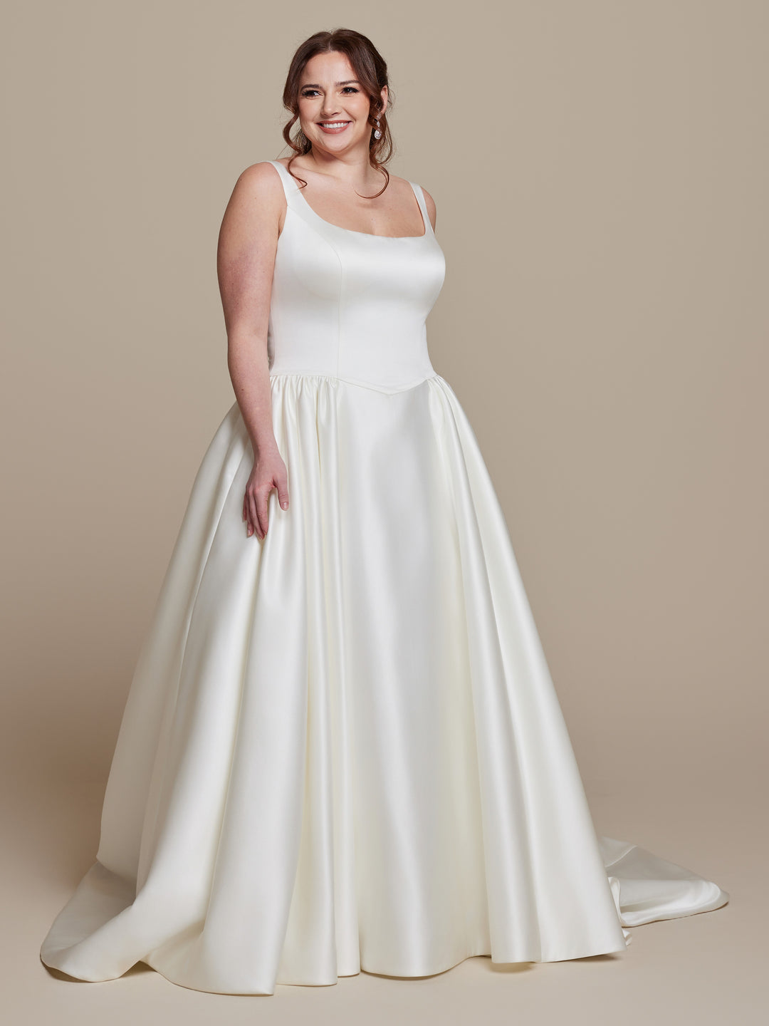 Plus-Size Bridal Dresses Online - Avery Austin Plus-Size Bridal Dresses Online - Avery Austin