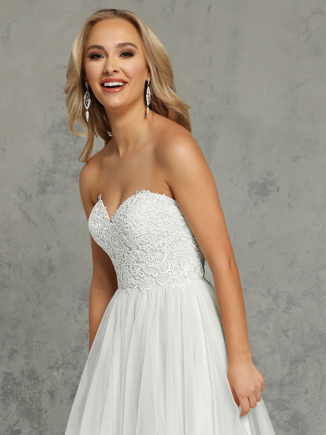 Bibiy AVELINE RIBBON TOP Fサイズ　WHITE 21021-IIV-C_1080x.jpg?v=1689623505