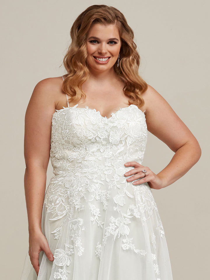 Esther Lace and Tulle Wedding Dress