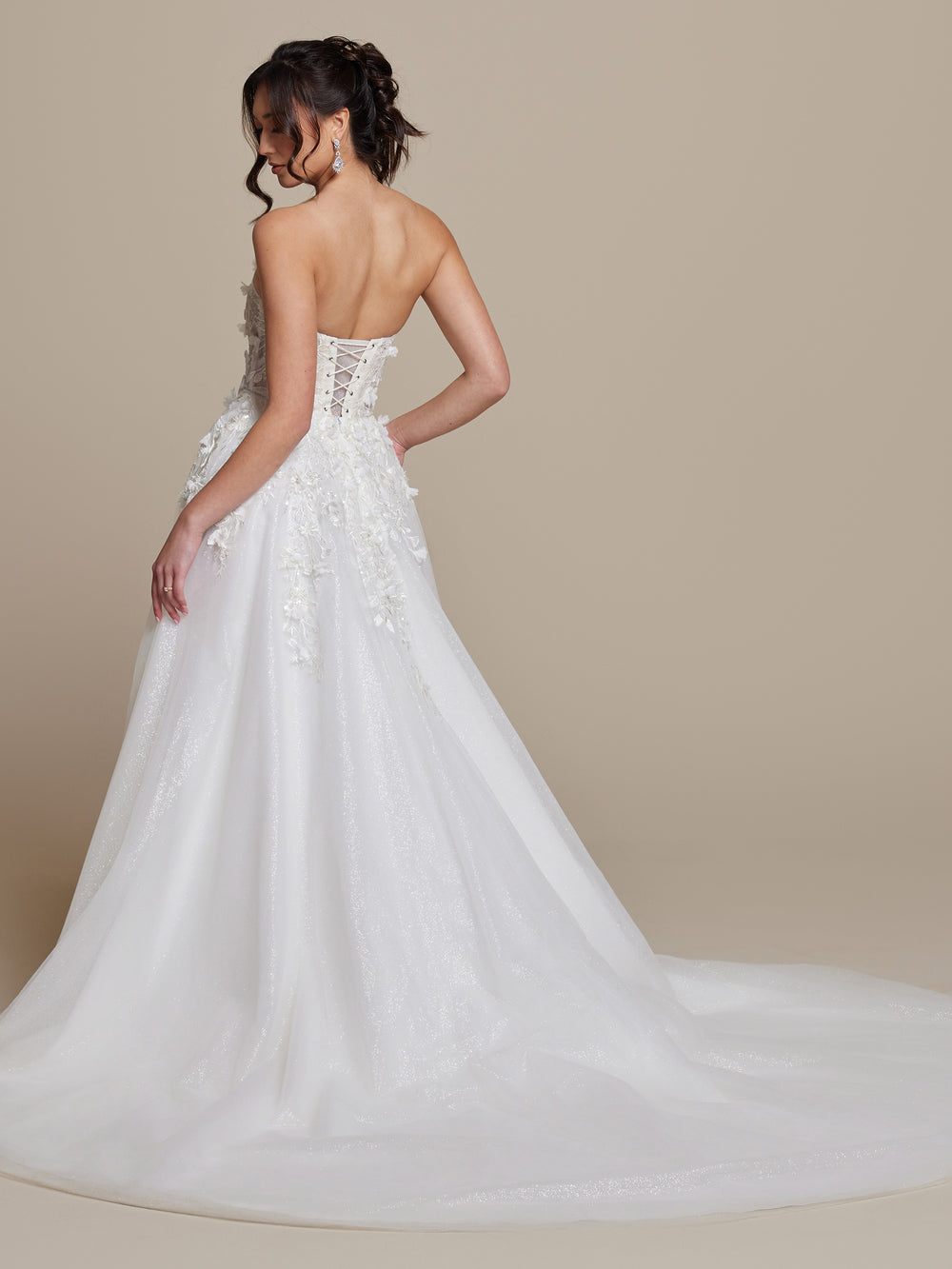 A-Line Wedding Gowns and Bridal Dresses - Avery Austin A-Line Wedding Gowns and Bridal Dresses - Avery Austin