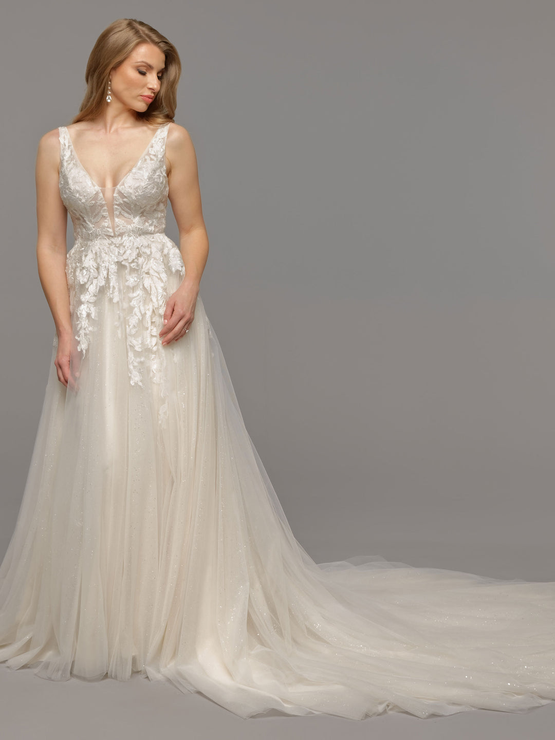 Lace Jim Hjelm Wedding Dress Kayla Illusion A-Line Wedding Dress Avery  Austin Ivory/Sand 12