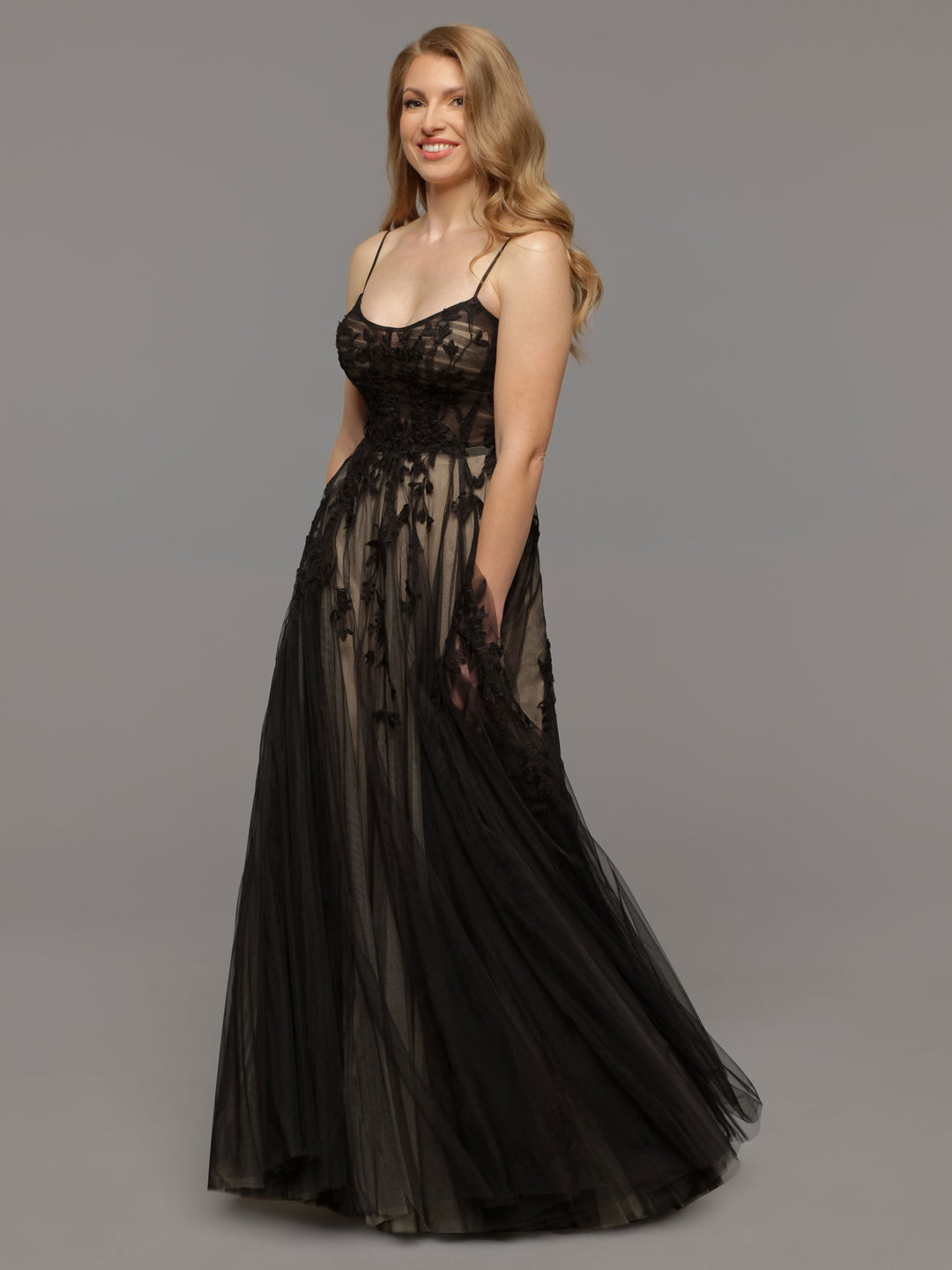 Kendall A-Line Tulle Wedding Dress - Avery Austin White/White / 14