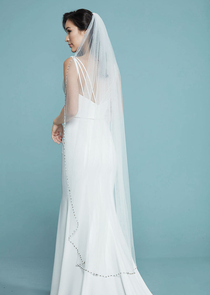 veilページ Jenna Pearl Waltz Length Veil | Azazie