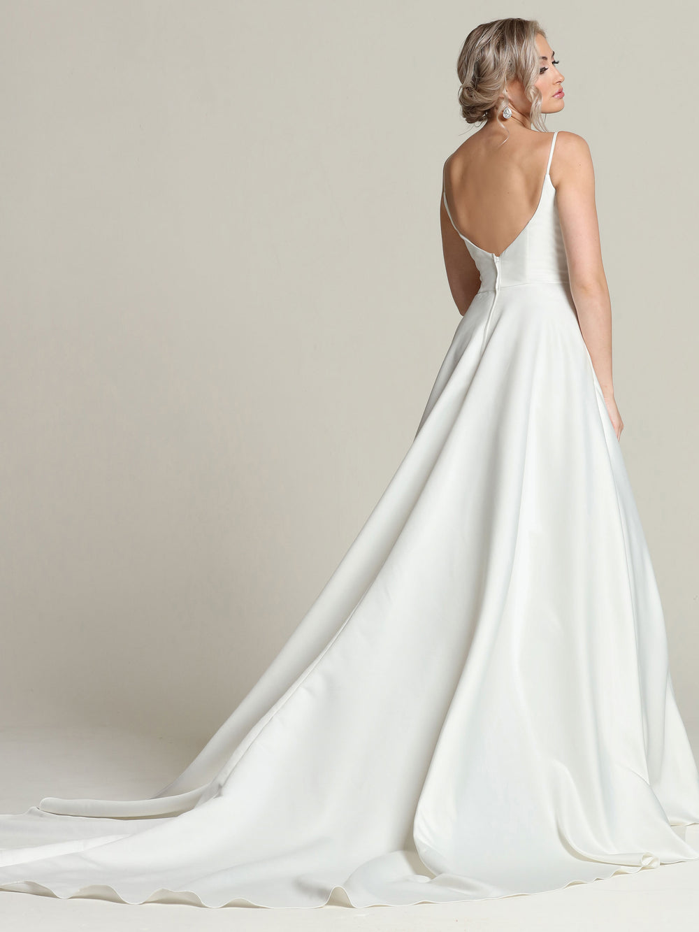 Low-Back and Backless Wedding Dresses - Avery Austin Page 2 Low-Back and Backless Wedding Dresses - Avery Austin Page 2