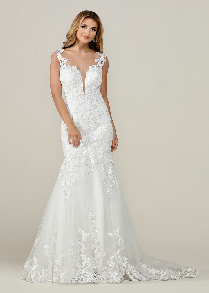 Gianna Fit-and-Flare Ivory Wedding Dress with Train Avery Austin Gianna Fit-and-Flare Ivory Wedding Dress with Train Avery Austin