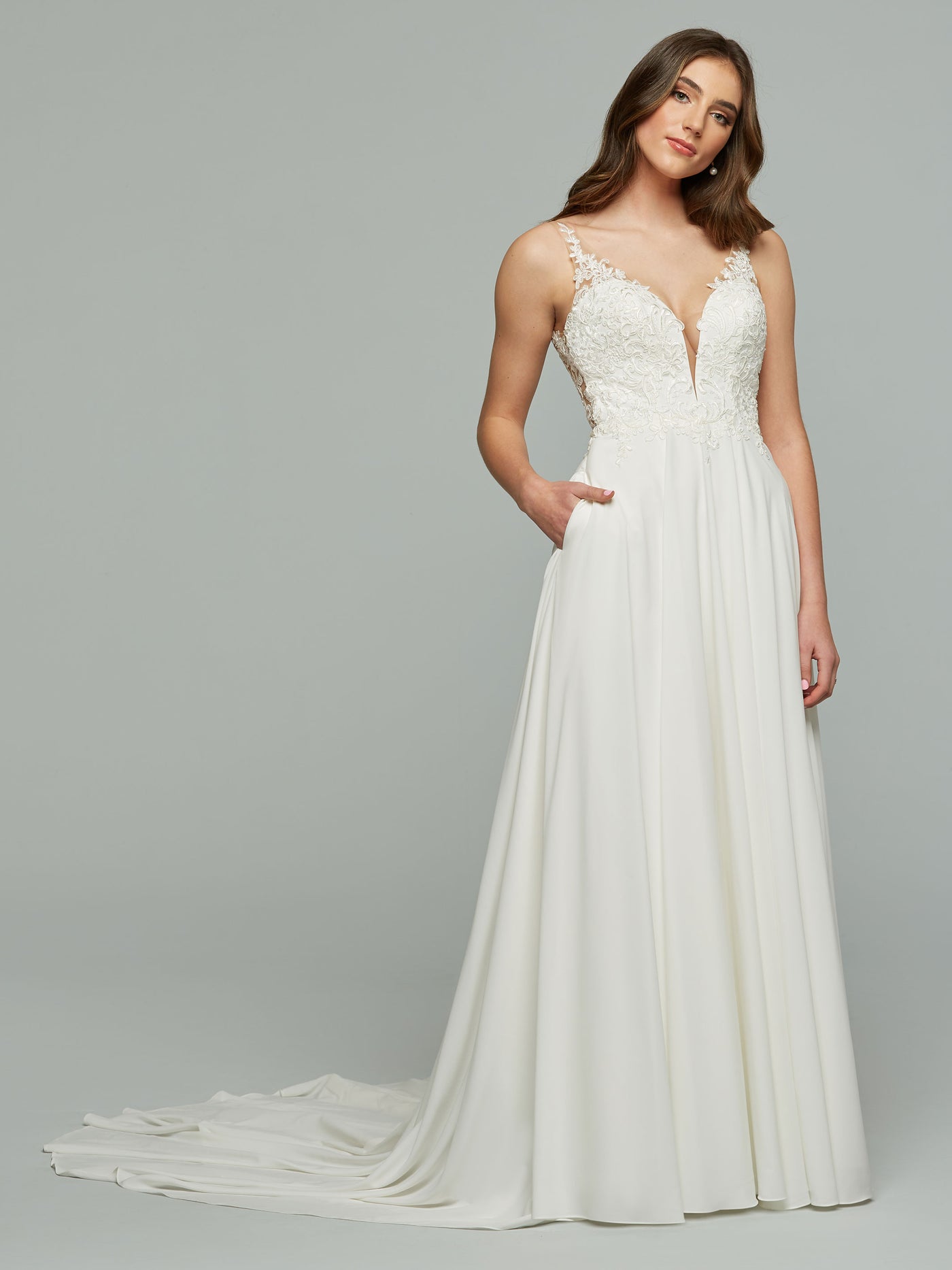 Ivory Skye Wedding Dress with Pockets - Avery Austin