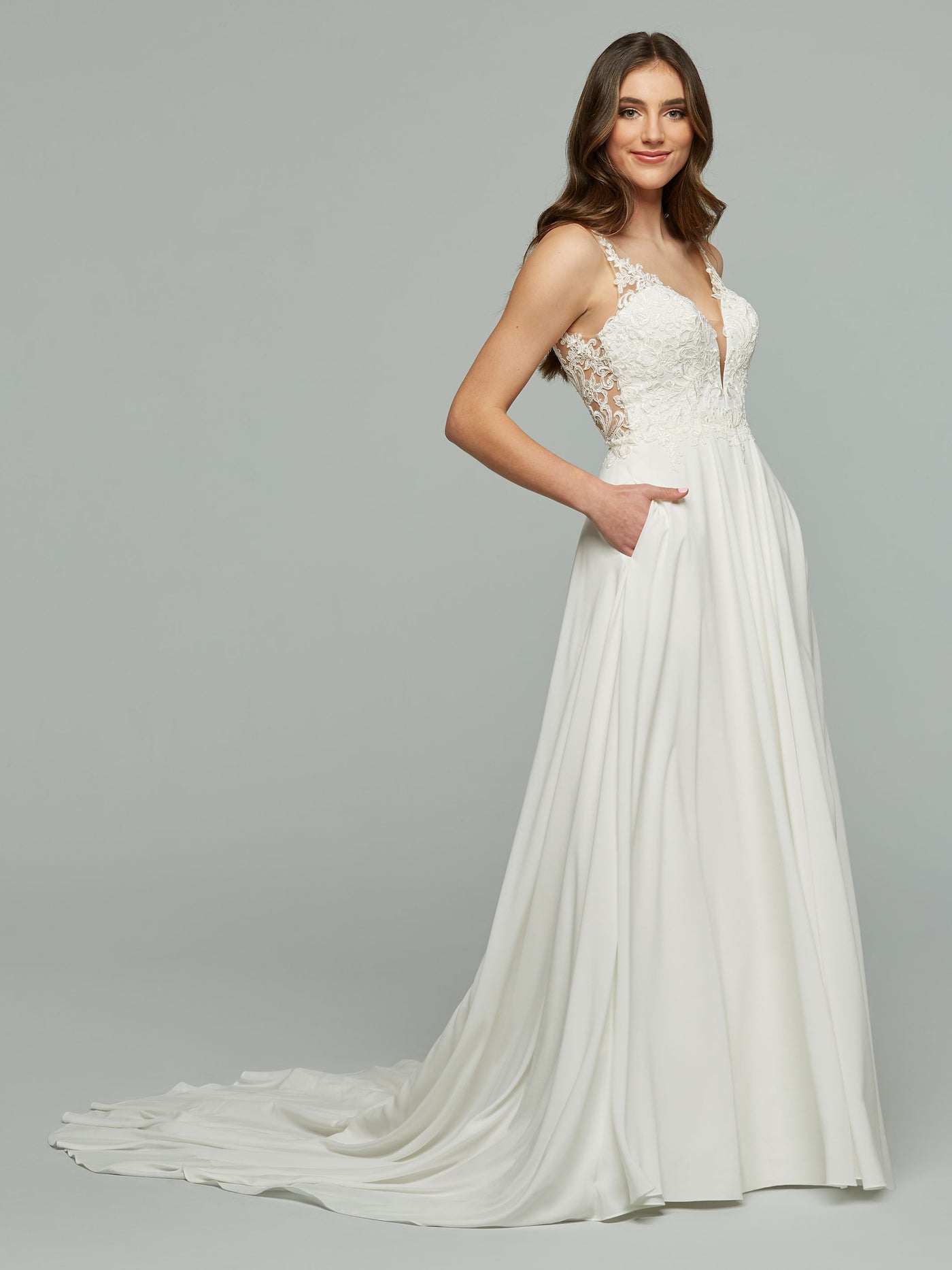 Ivory Skye Wedding Dress with Pockets - Avery Austin