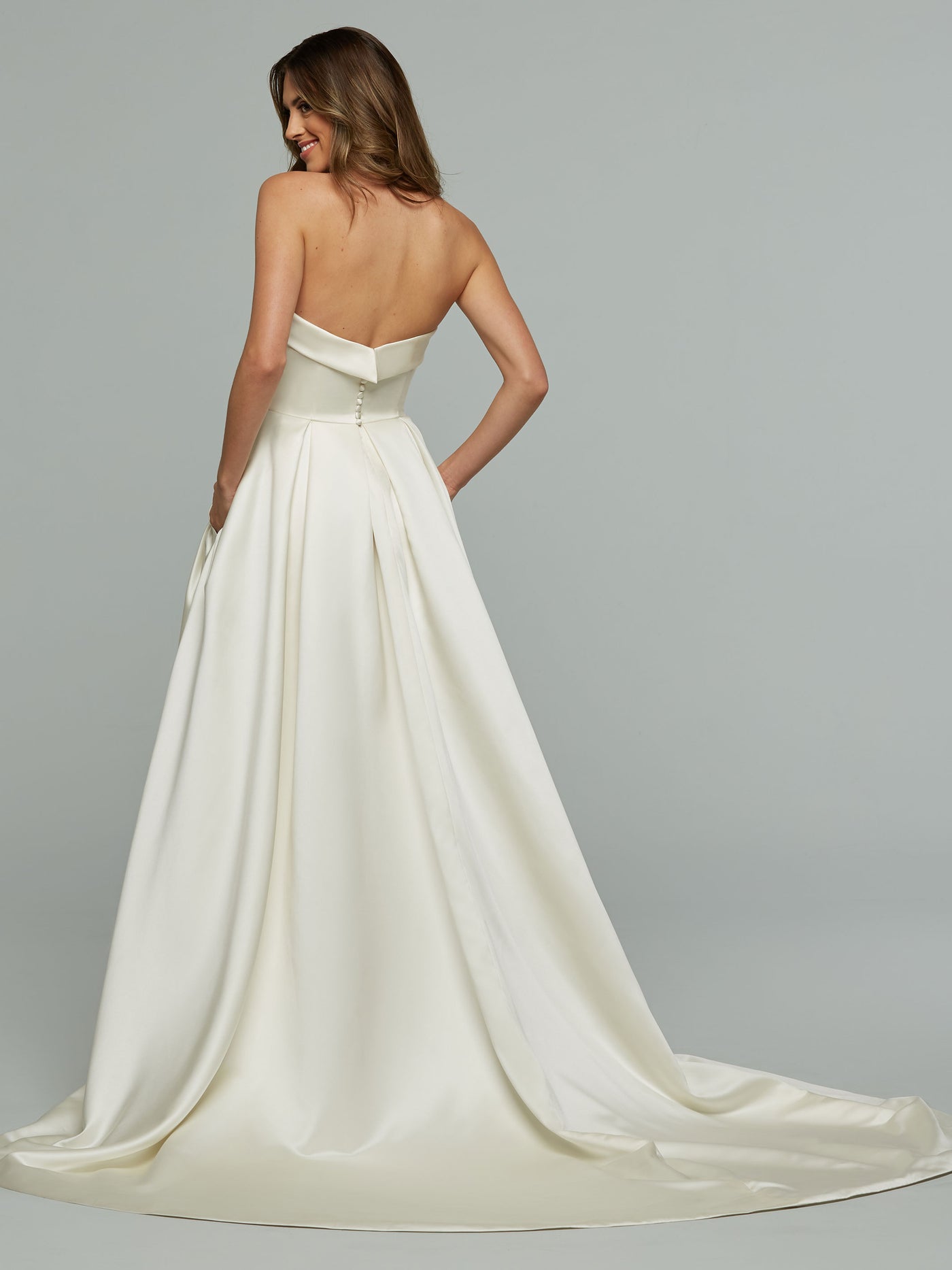 Zara Ivory Satin Ball Gown Wedding Dress with Pockets – Avery Austin Zara Ivory Satin Ball Gown Wedding Dress with Pockets – Avery Austin