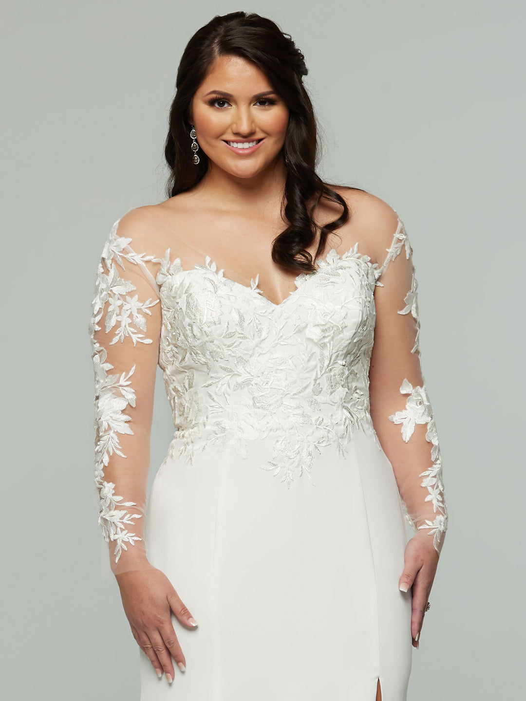 Gwen - Tried On Sample Ivory / 22 Gwen - Tried On Sample Ivory / 22