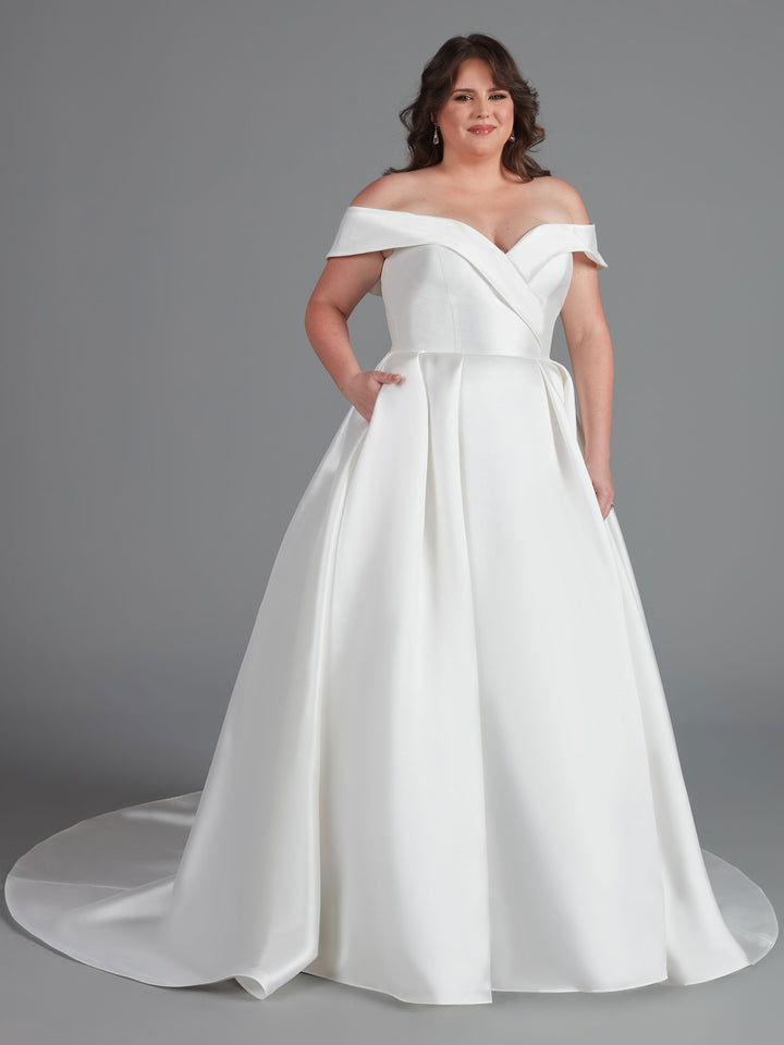 Geneva A-Line Off-Shoulder Wedding Dress -Avery Austin Ivory / 16