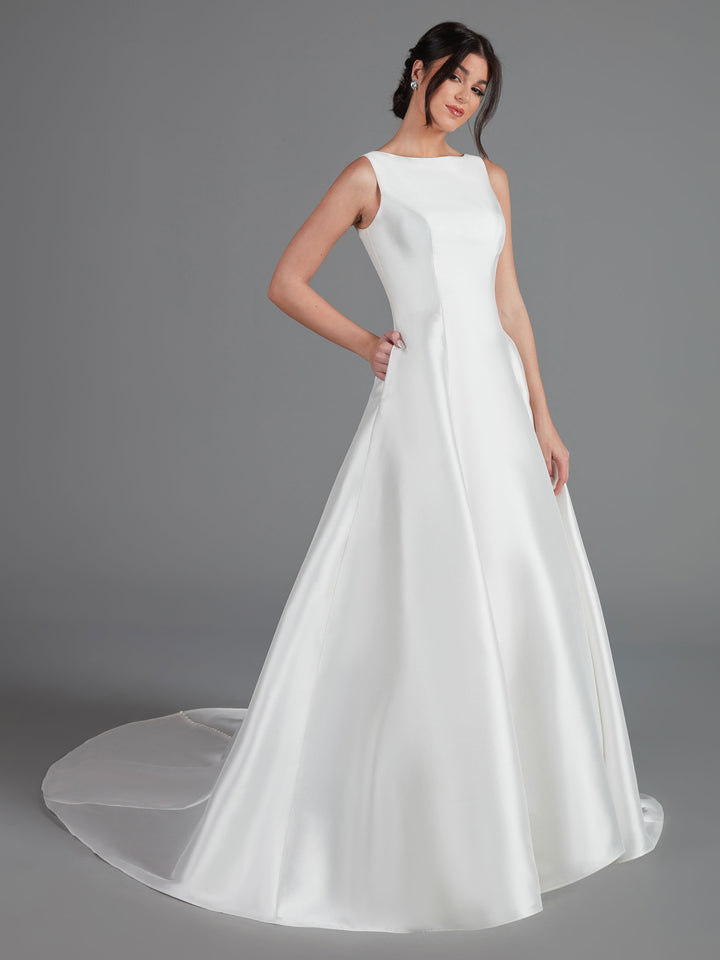 India A-Line Wedding Dress with Pockets - Avery Austin India A-Line Wedding Dress with Pockets - Avery Austin