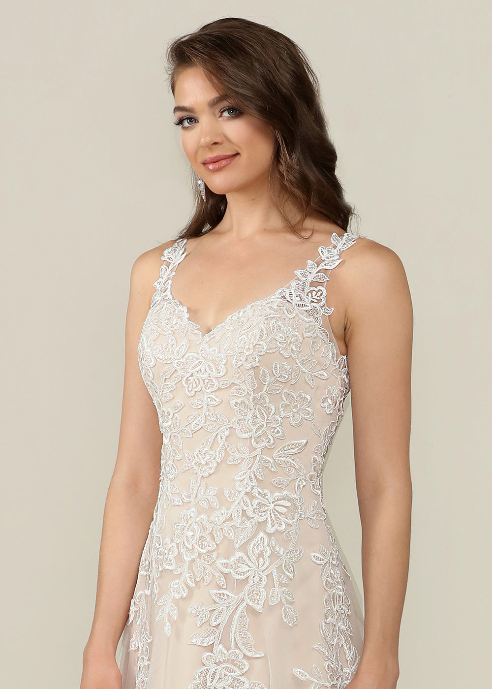 Finley Tulle and Lace Wedding Dress - Avery Austin