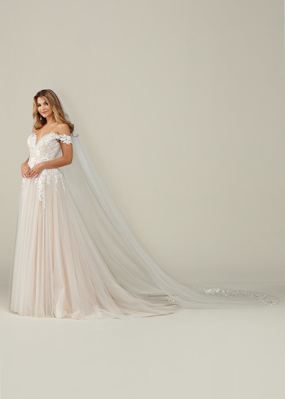 Trinity Veil Veils – Avery Austin