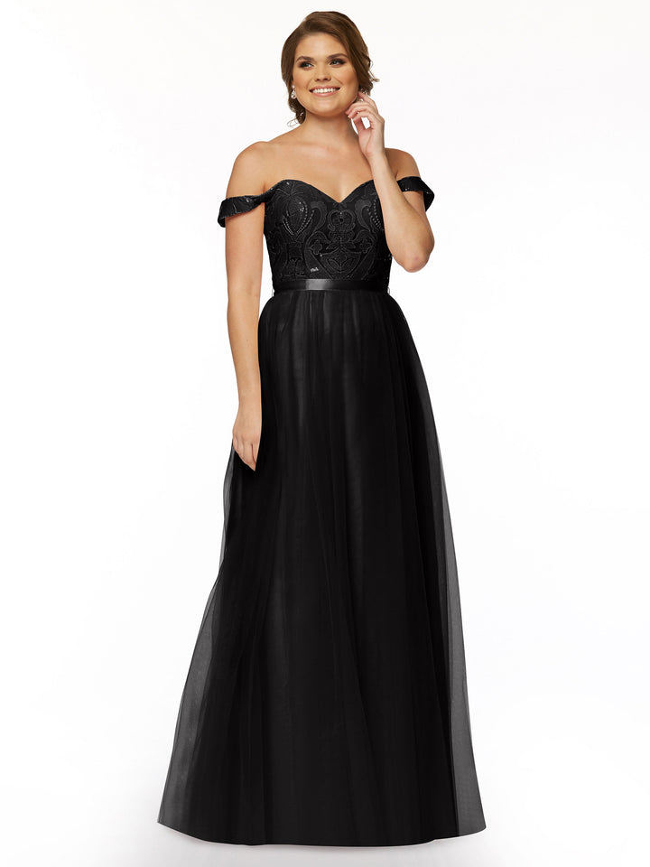 A woman wears Avery Austin&