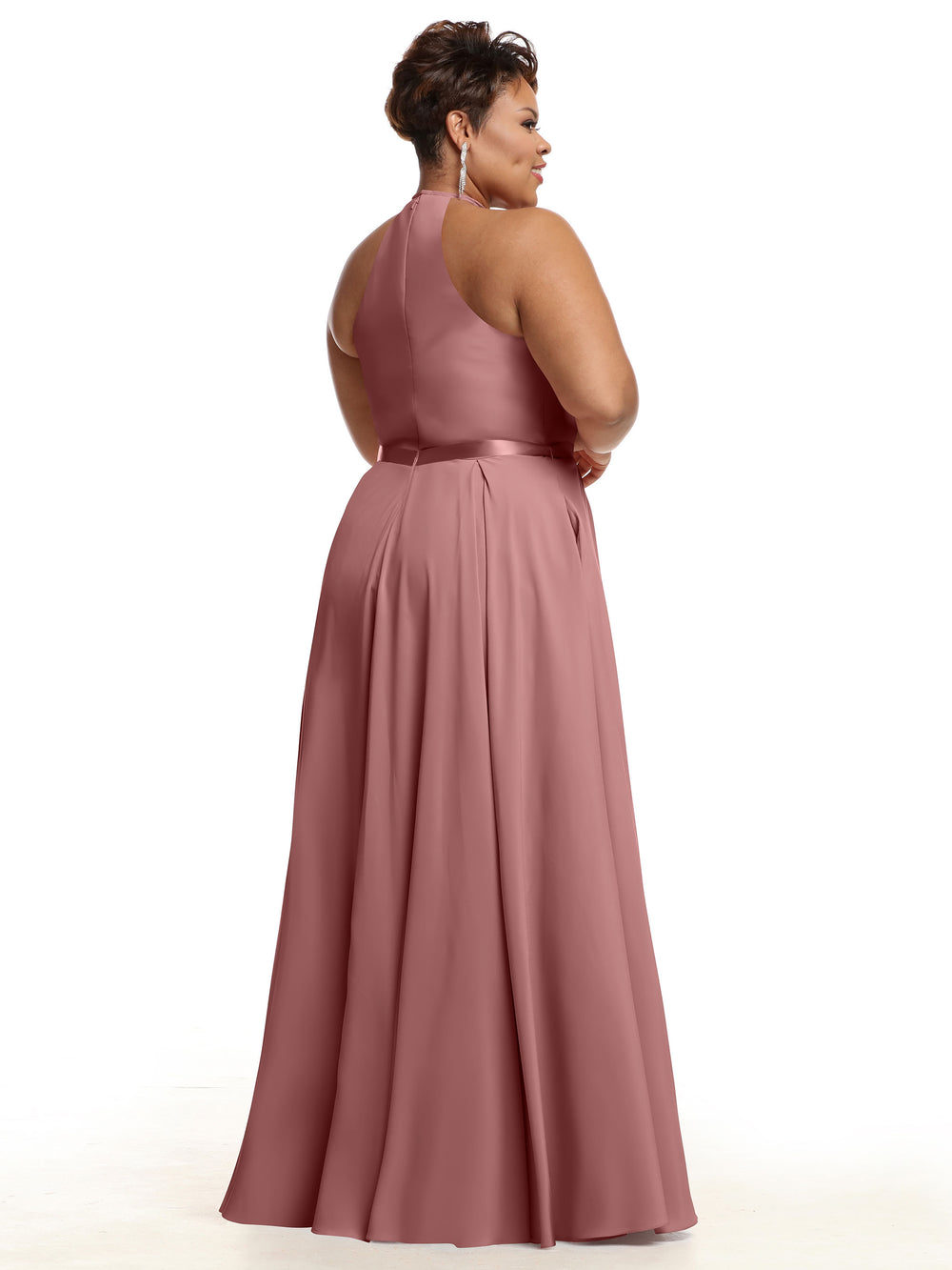 Plus-Size Bridesmaid Dresses in Pink - Avery Austin Plus-Size Bridesmaid Dresses in Pink - Avery Austin