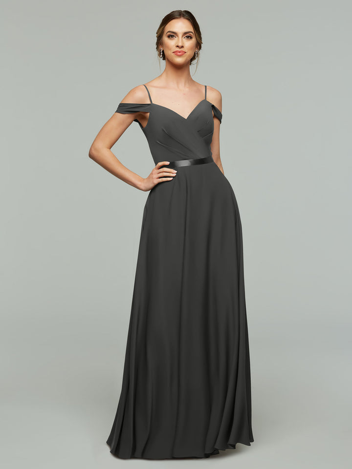 A woman models Avery Austin&