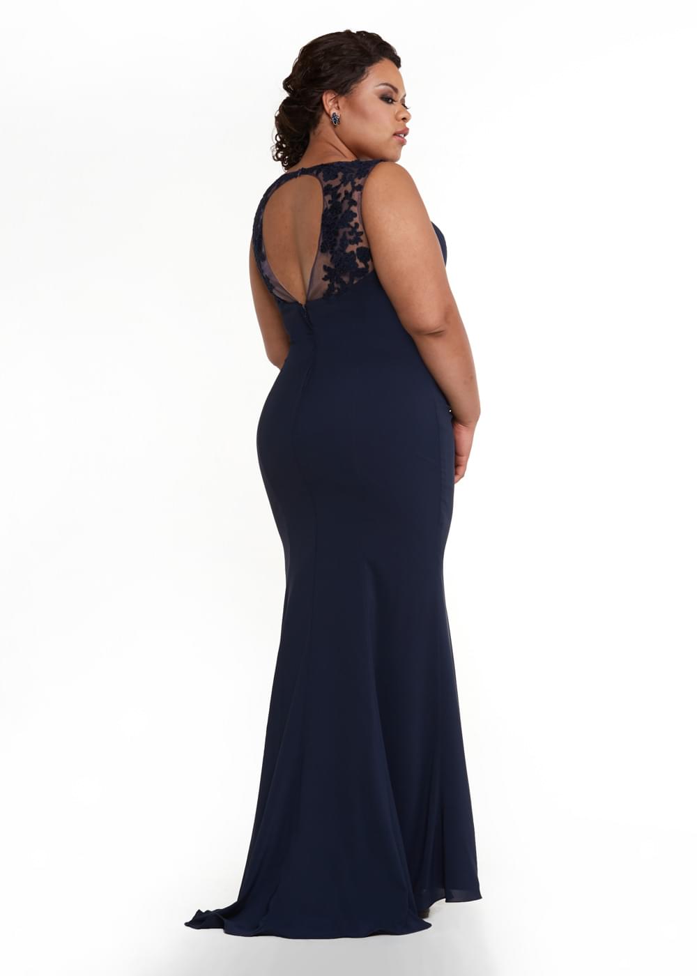 Plus-Size Bridesmaid Dresses in Blue - Avery Austin Plus-Size Bridesmaid Dresses in Blue - Avery Austin