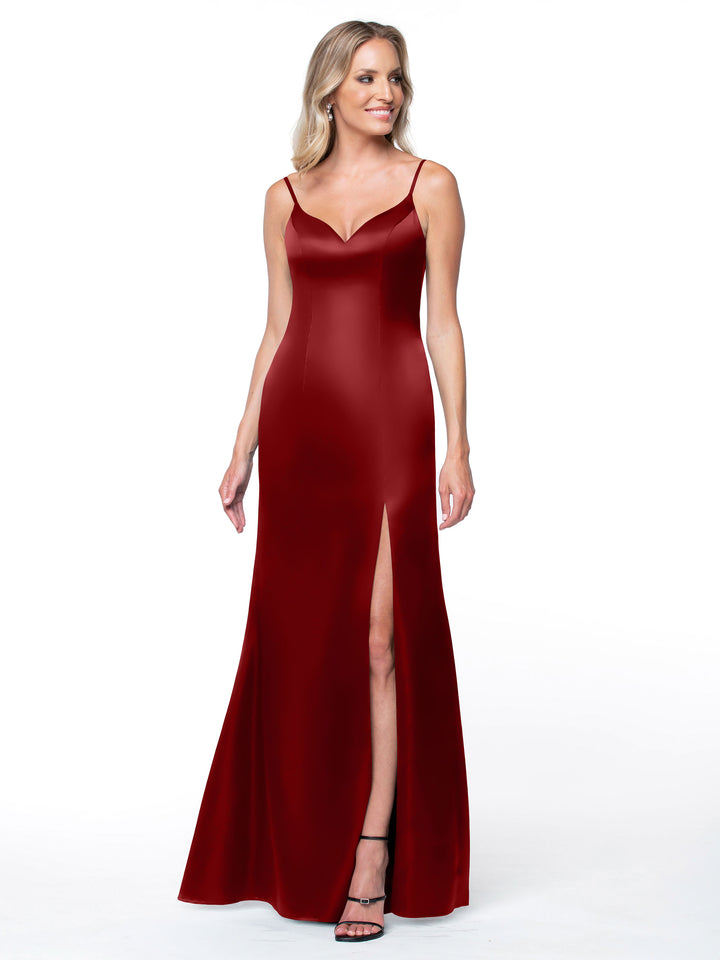 A woman models Avery Austin&