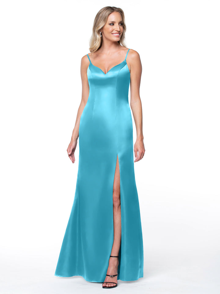 A woman wears Avery Austin&