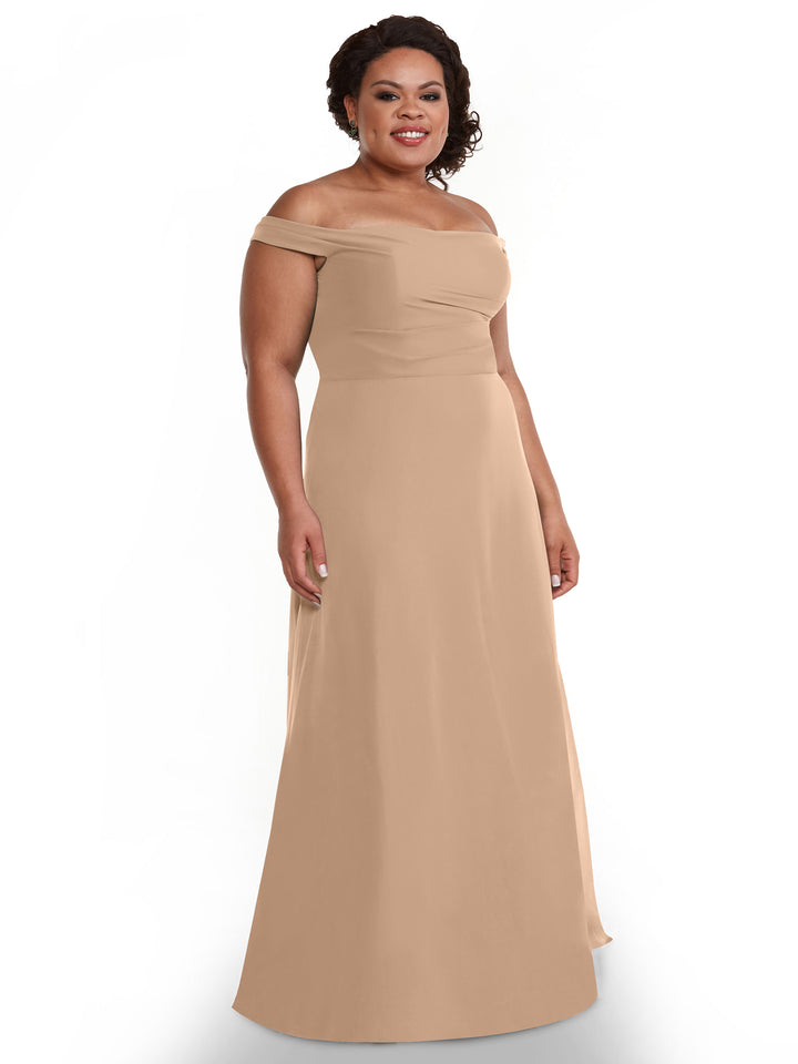 A woman wears Avery Austin&