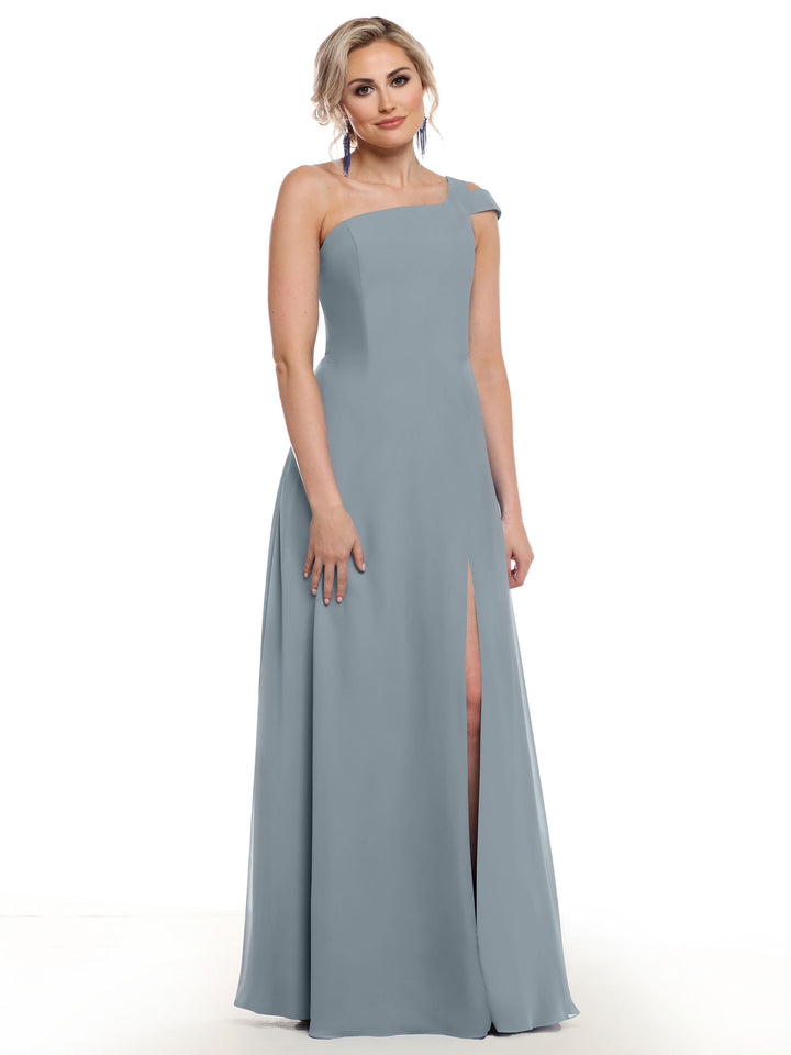 A woman models Avery Austin&
