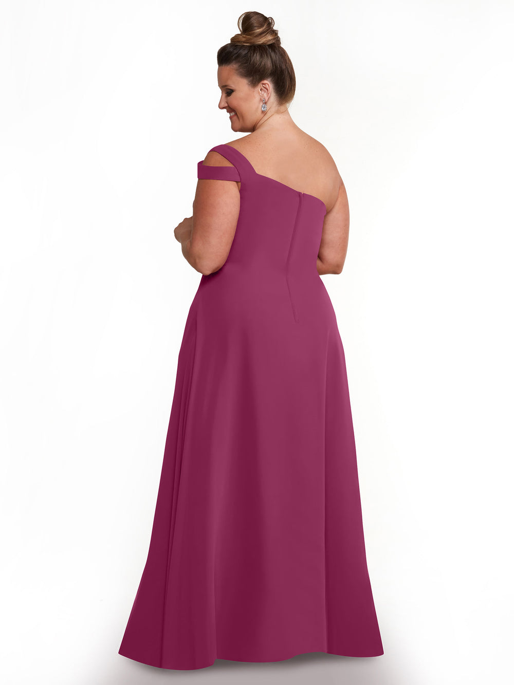 Plus-Size Bridesmaid Dresses in Red - Avery Austin Plus-Size Bridesmaid Dresses in Red - Avery Austin
