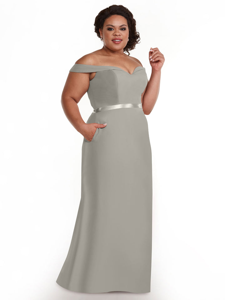 A woman in Avery Austin&
