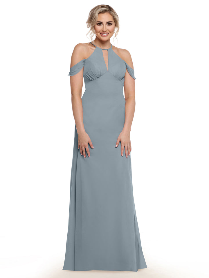 A woman smiles in Avery Austin&