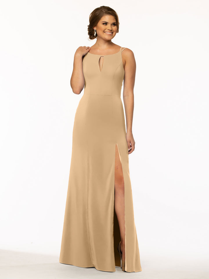 A woman smiles in Avery Austin&