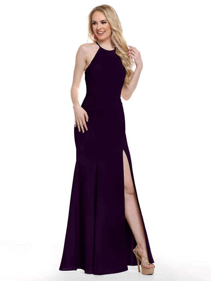 A woman smiles in Avery Austin&