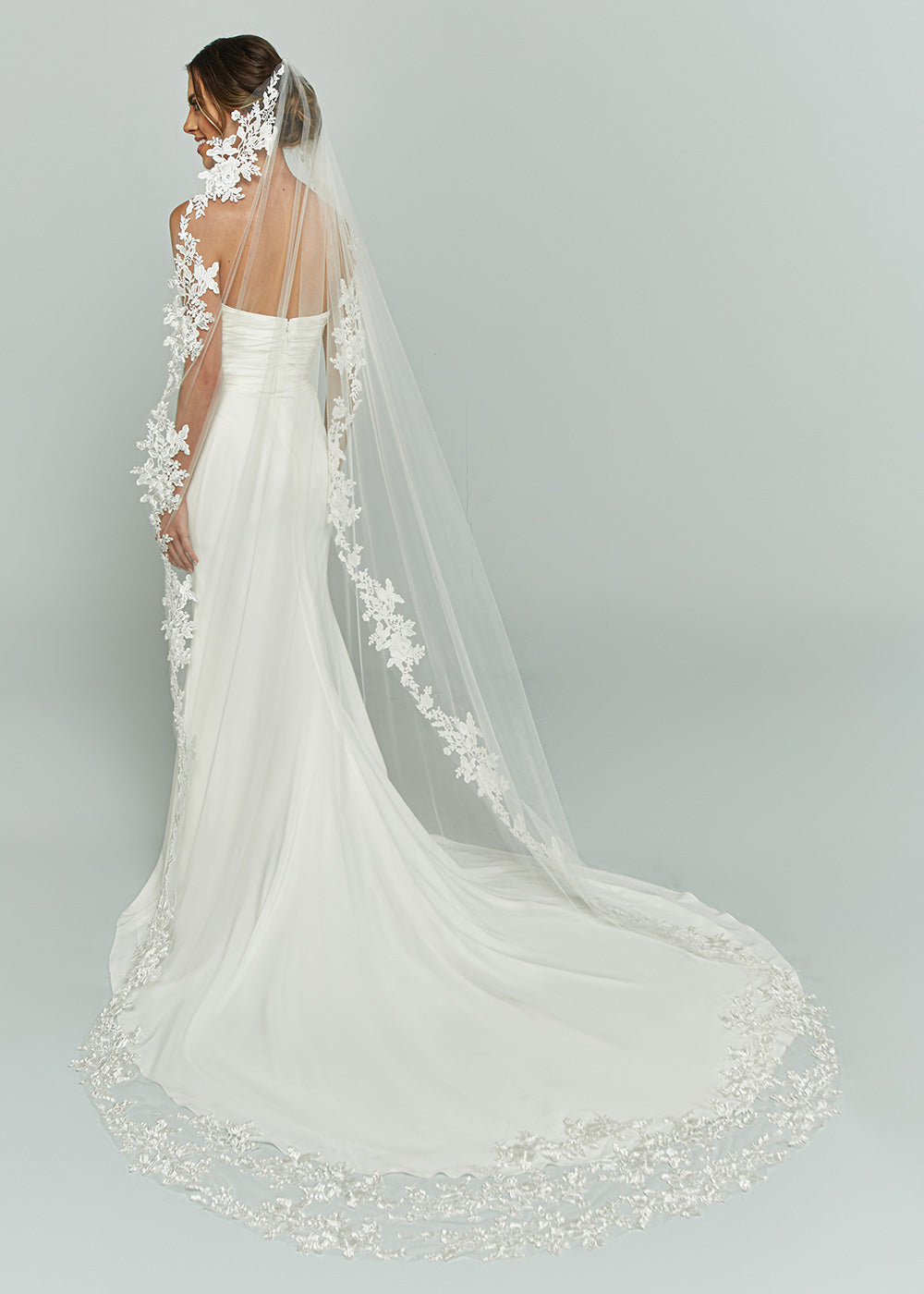 Cathedral Veil with Lace Appliques – Avery Austin